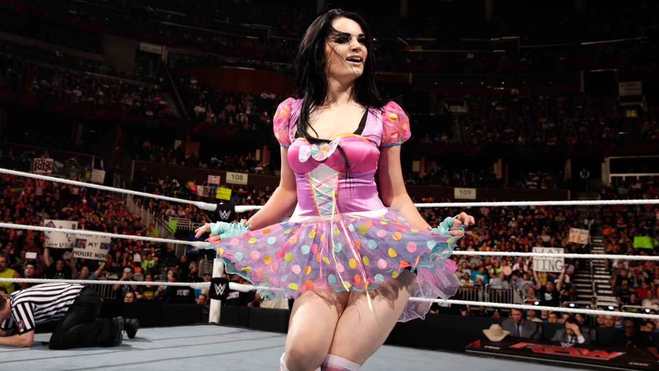 WWE Diva Paige Wasn't Wearing Clothes During Towel Scene On Raw