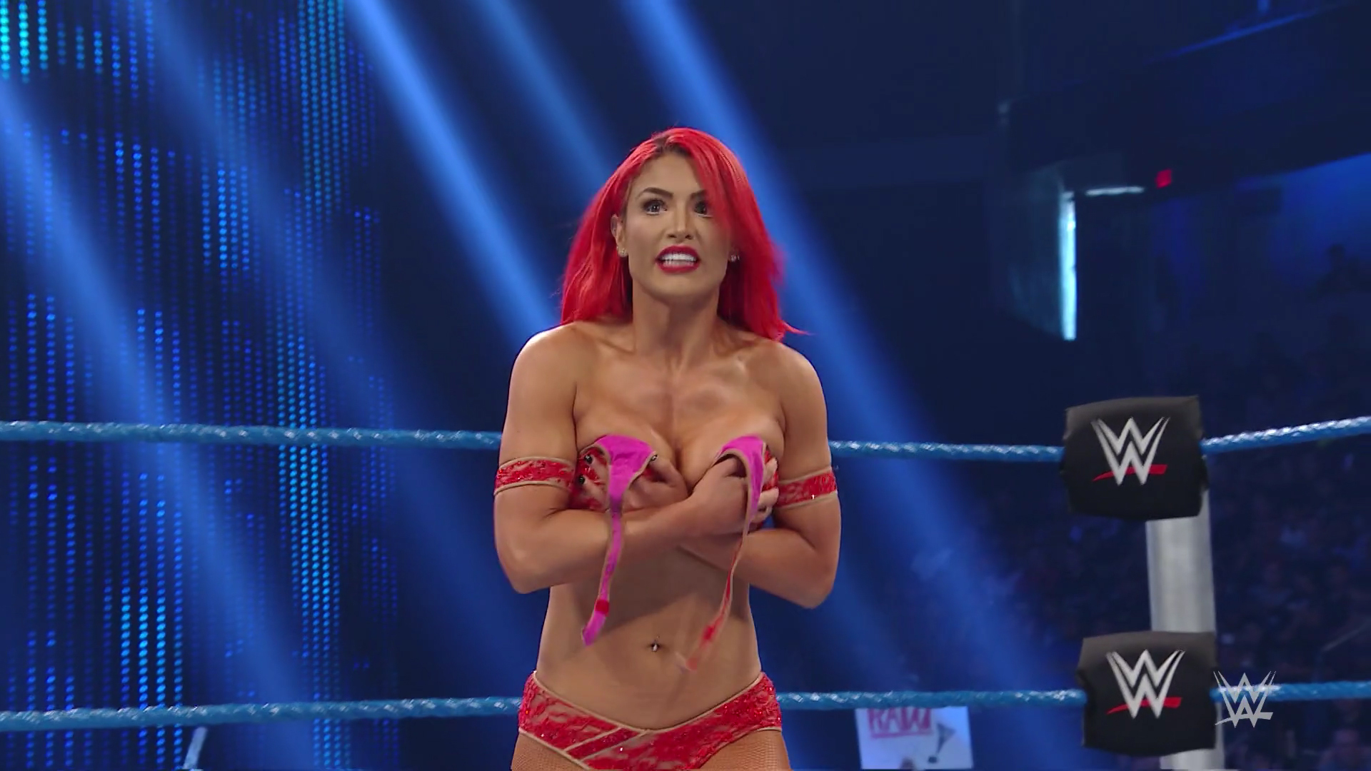 Eva marie wardrobe malfuntion