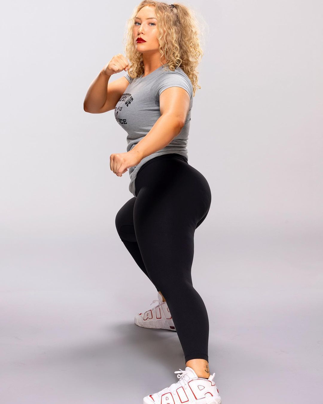 Nikkita lyons thick